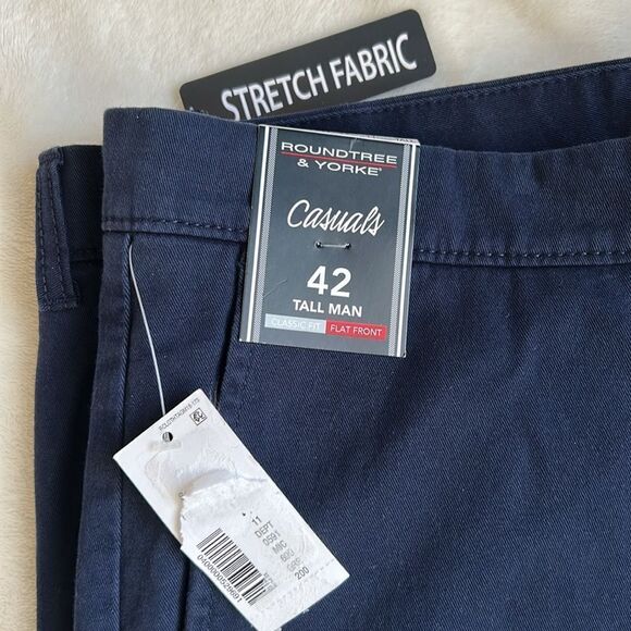 Roundtree & York Navy Flat Front Shorts Tall, size 42, NWT - Picture 4 of 7